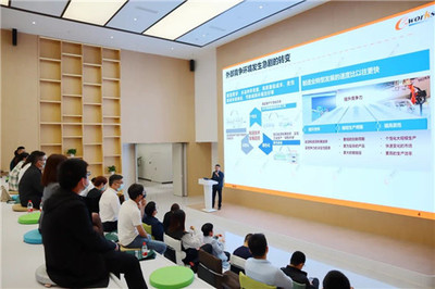 引領(lǐng)數(shù)字制造 謀劃企業(yè)發(fā)展 瓜瀝分會組織參觀云軟件服務(wù)調(diào)研活動